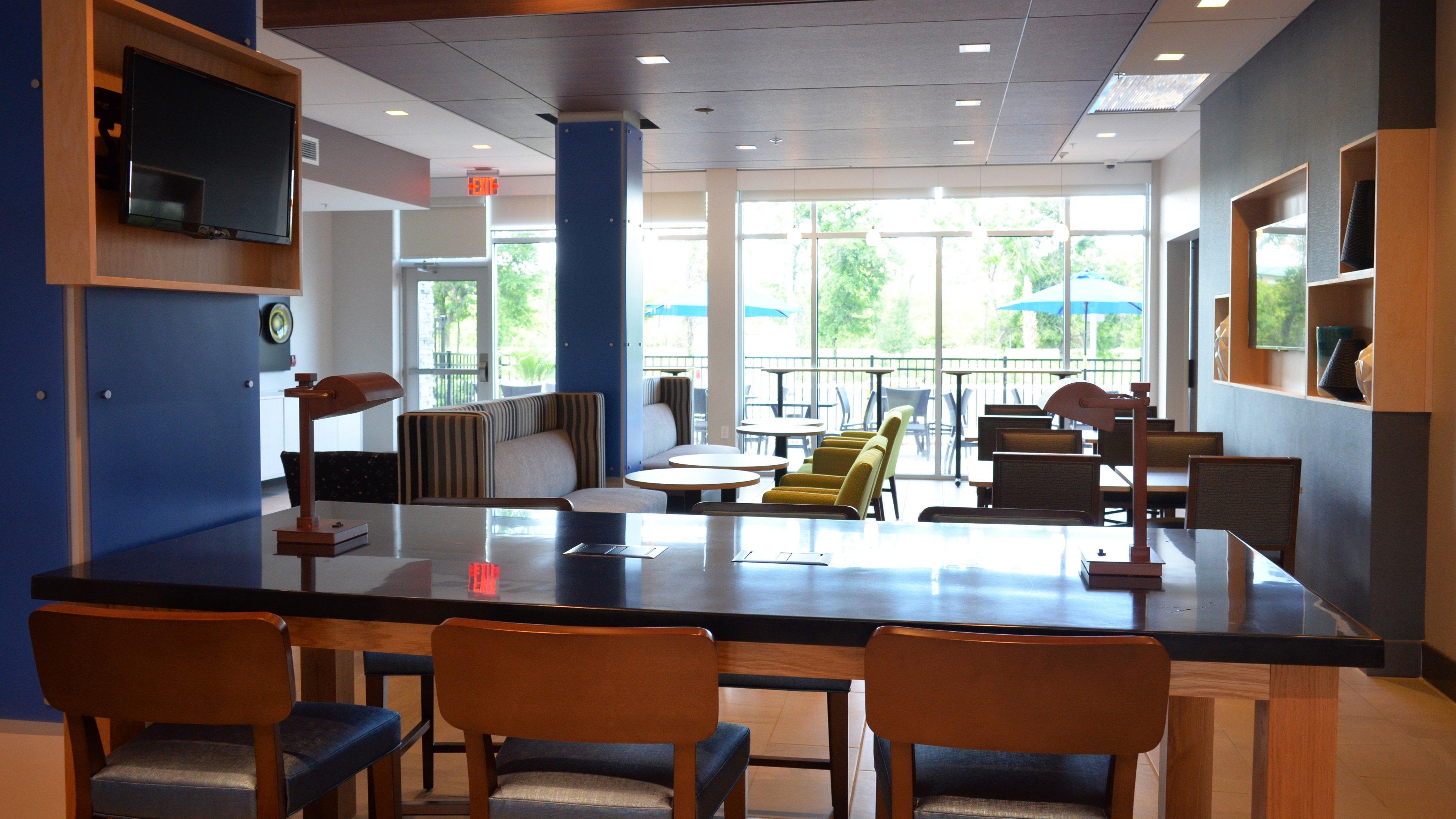 Holiday Inn Express & Suites - Jacksonville W - I295 And I10 By Ihg Extérieur photo